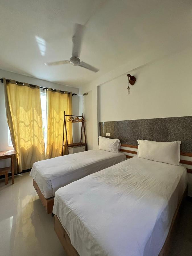 Hotel Leisure Boutique Maafushi 维尼家 Esterno foto