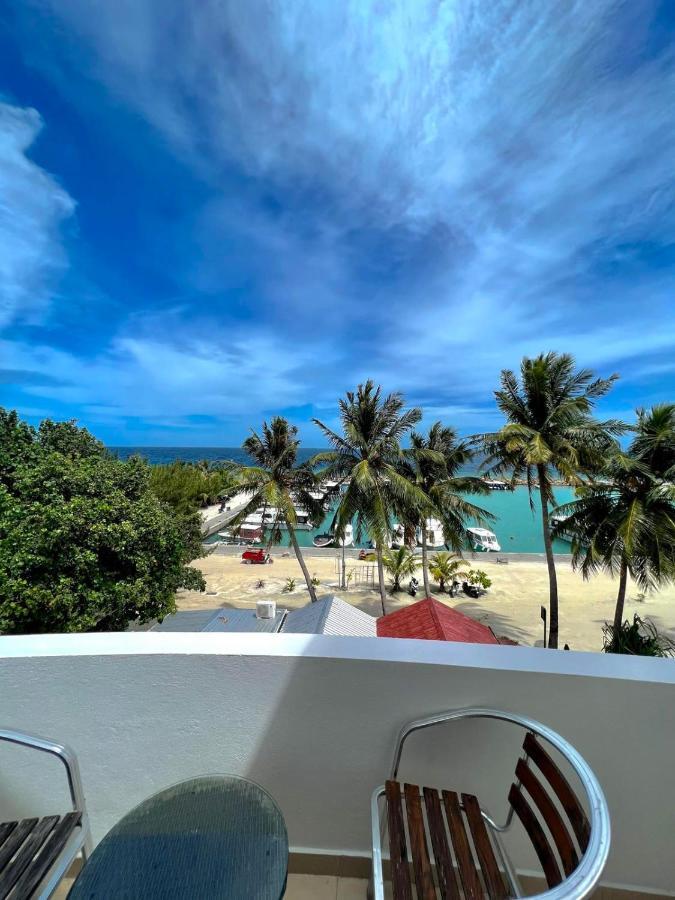 Hotel Leisure Boutique Maafushi 维尼家 Esterno foto
