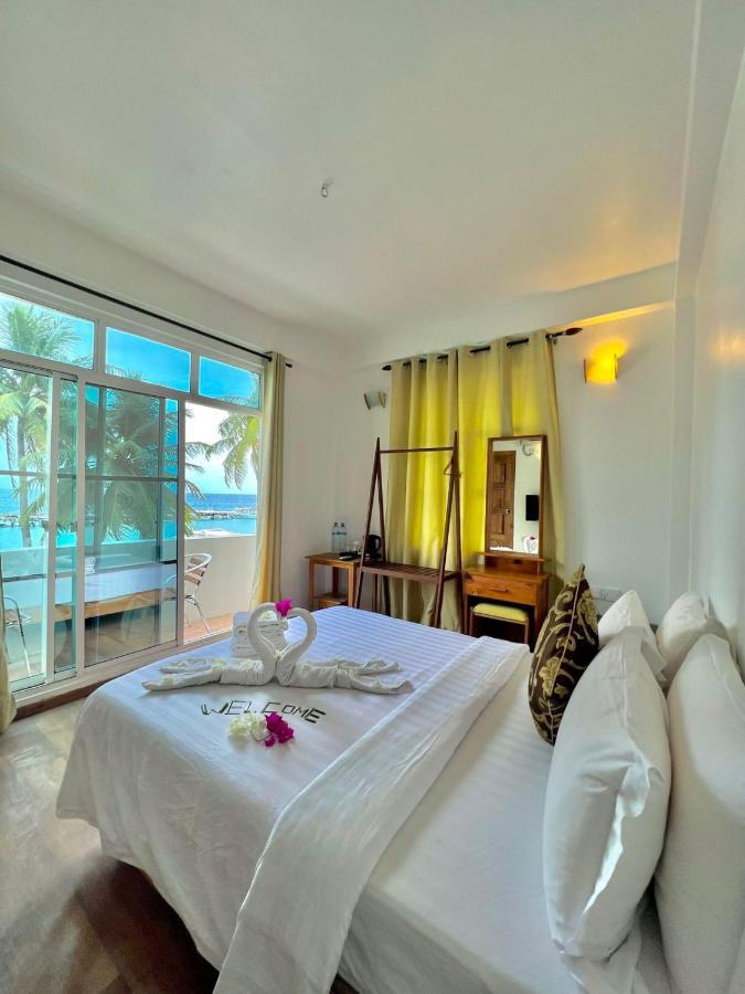 Hotel Leisure Boutique Maafushi 维尼家 Esterno foto