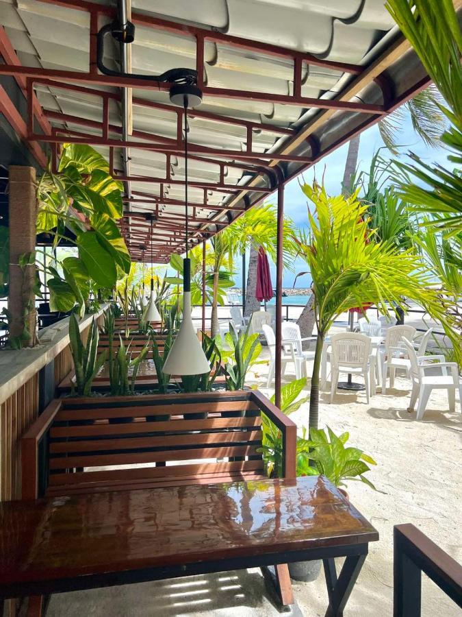 Hotel Leisure Boutique Maafushi 维尼家 Esterno foto