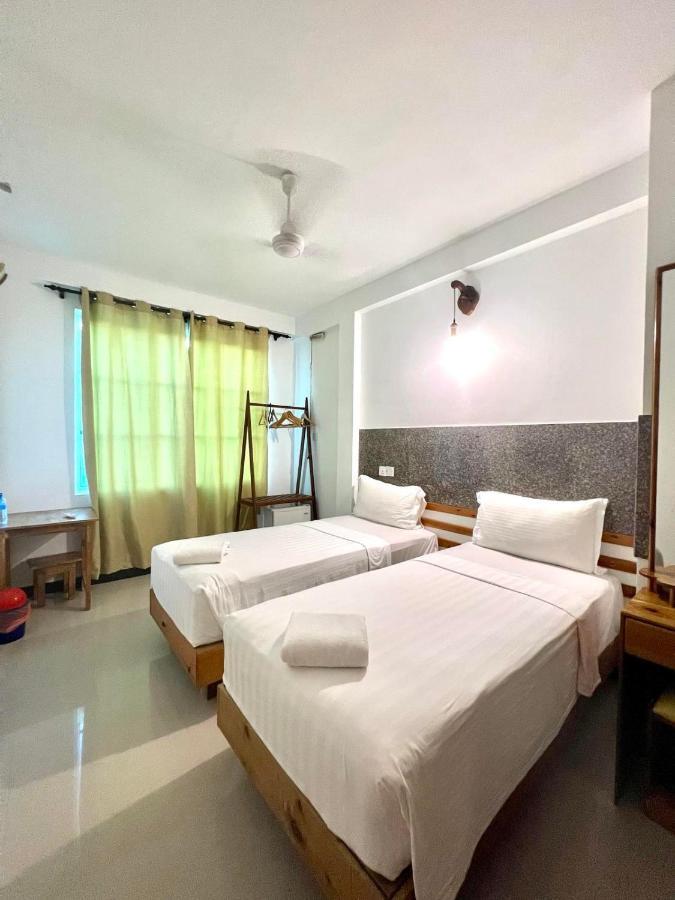 Hotel Leisure Boutique Maafushi 维尼家 Esterno foto